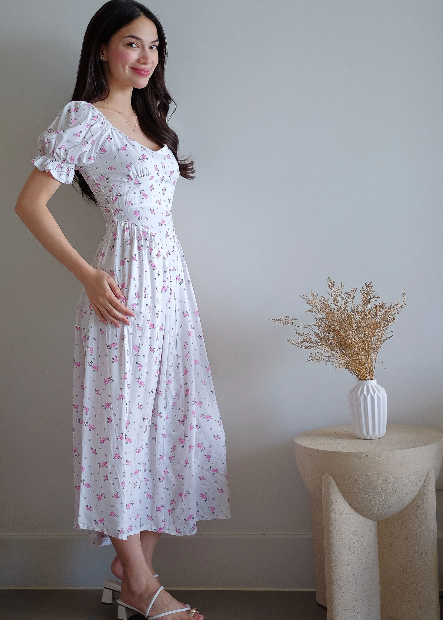 The Emma Midi dress - dainty print floral - Image 2